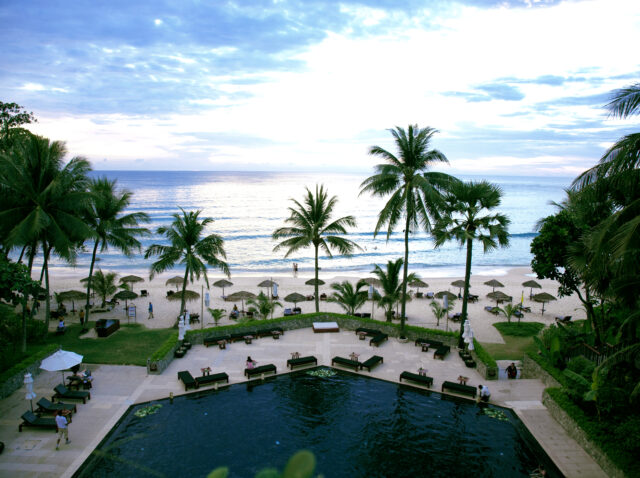 200306-gallery-xJLfDLs3m